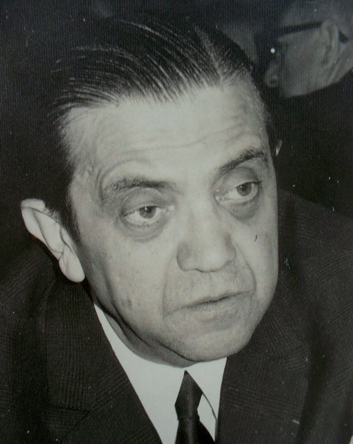 Charles  Grupper 